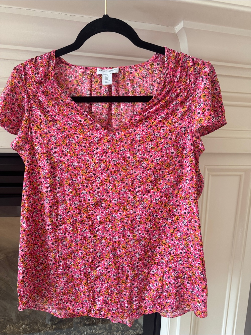 Carolina Belle Pink Floral V-Neck Cap Sleeve Tee